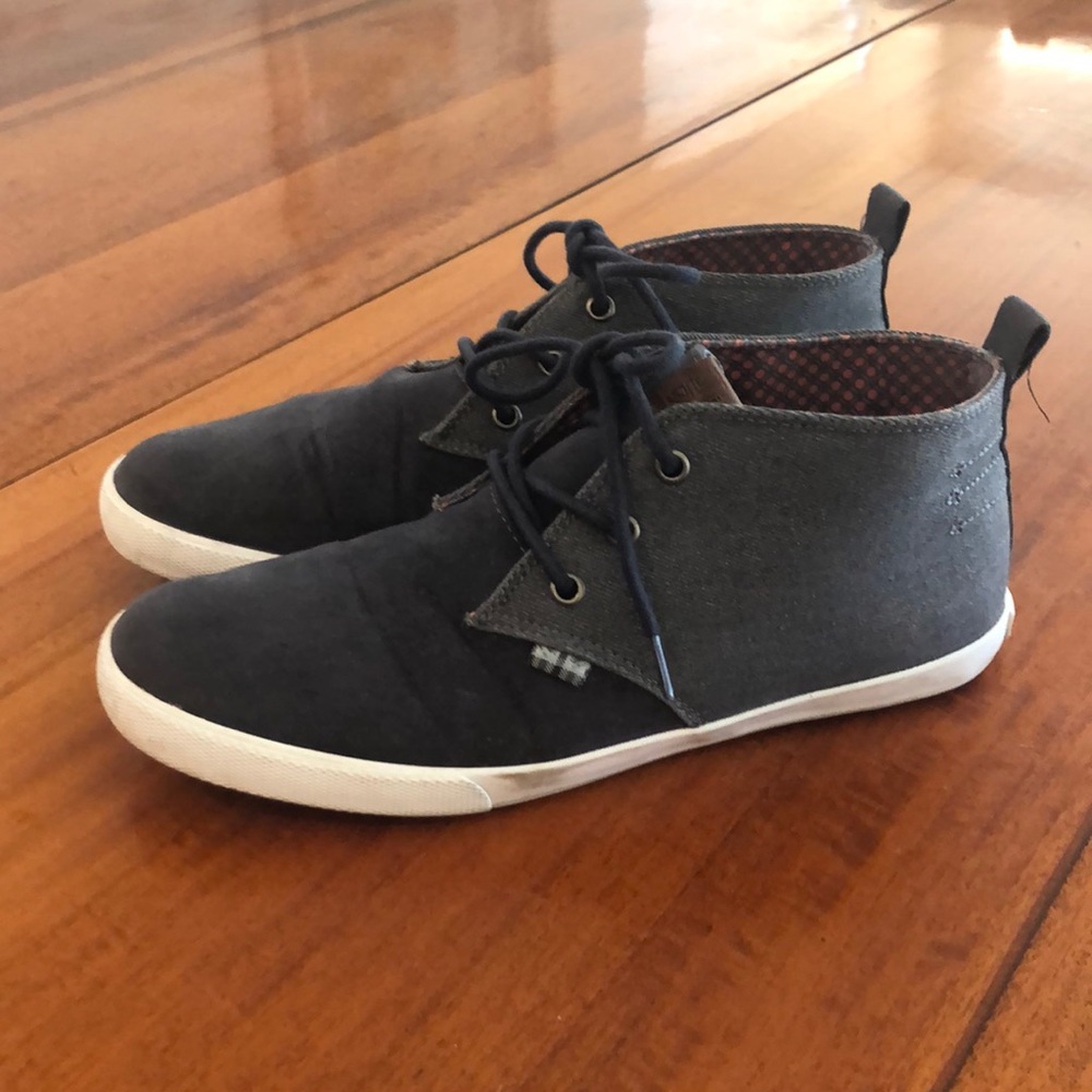 Ben Sherman Gray Chukka, Size 9